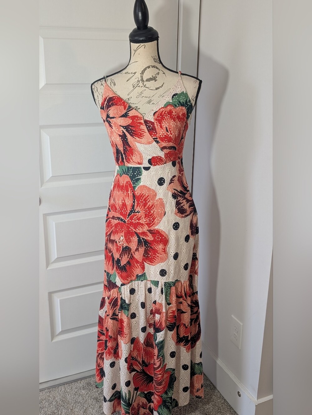 Farm Rio Anthropologie Coral Floral Spaghetti-Strap Maxi Dress Size 2 - Picture 13 of 13